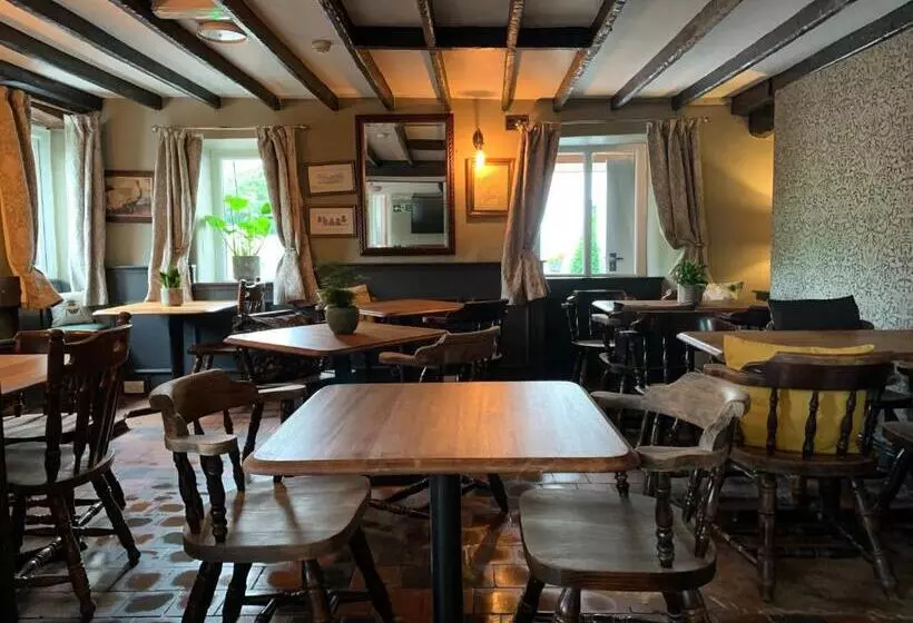 ベッドアンドブレックファースト The Black Dog Inn