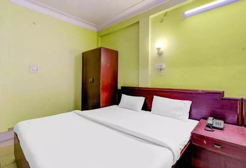 Collection O Hotel H P
