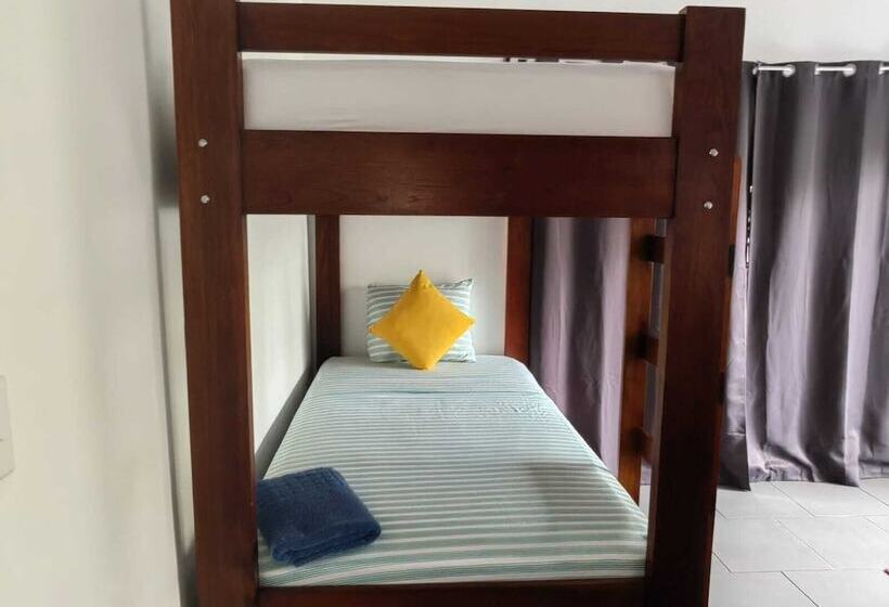 هتل Casablanca Tortuguero