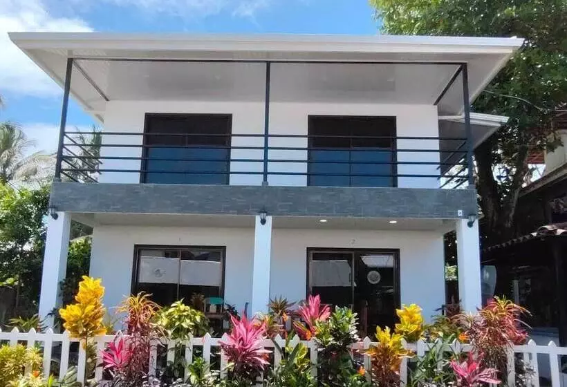 هتل Casablanca Tortuguero