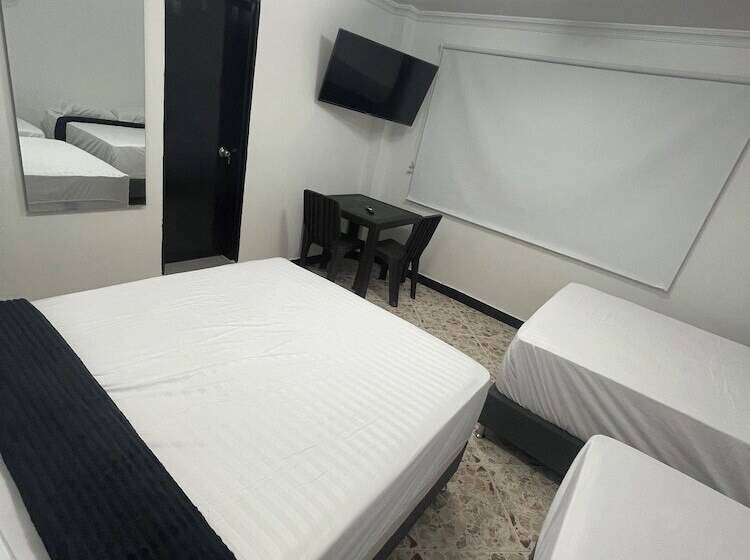 בית מלון כפרי De León Estadio