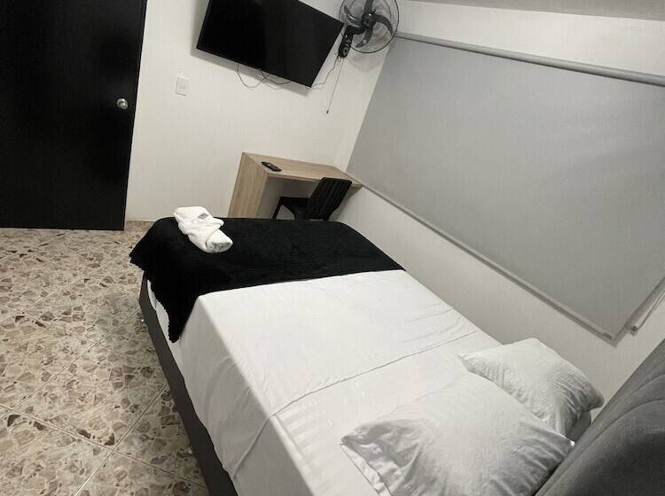 בית מלון כפרי De León Estadio