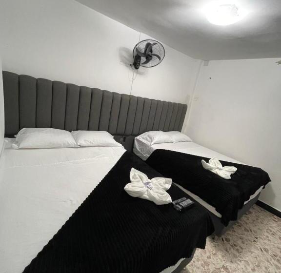 בית מלון כפרי De León Estadio