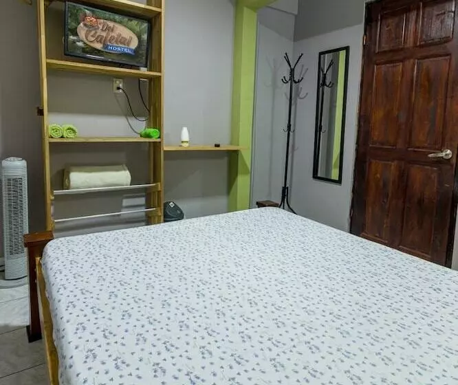 هتل Del Cafetal Cr