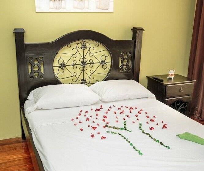 호텔 Del Cafetal Cr