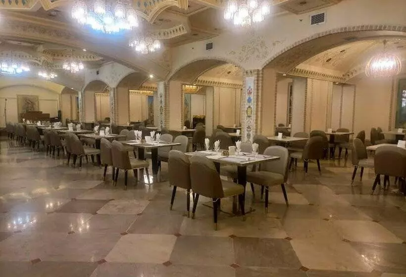 Hotelli Kish Amirkabir