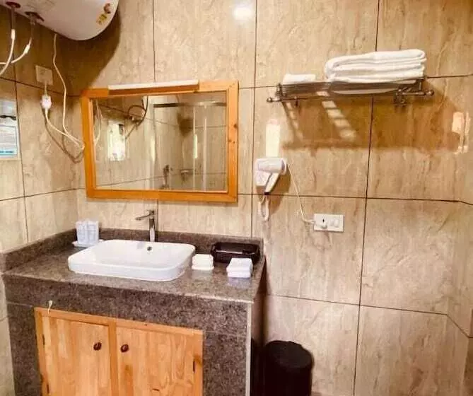 هتل Lhayhuel Resort & Spa