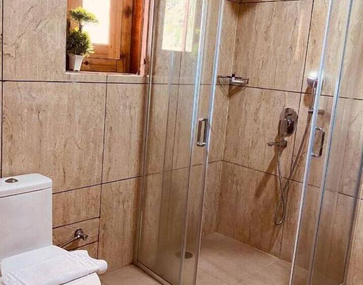 هتل Lhayhuel Resort & Spa