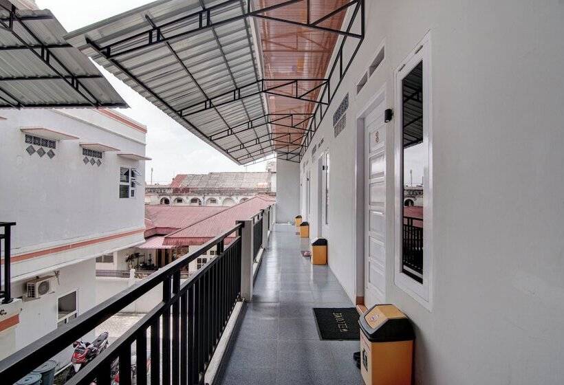 هتل Penginapan Geby Syariah By Oyo