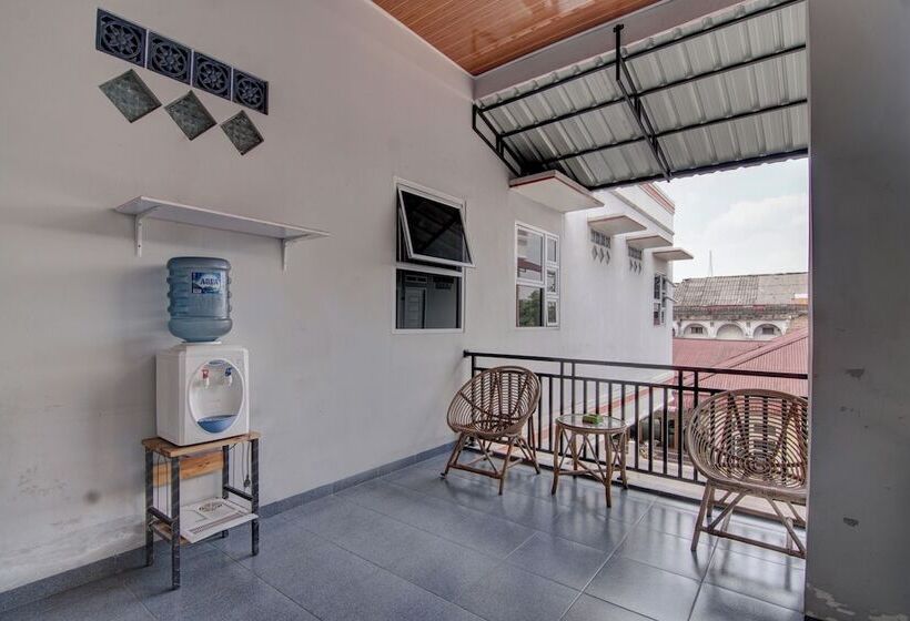 هتل Penginapan Geby Syariah By Oyo