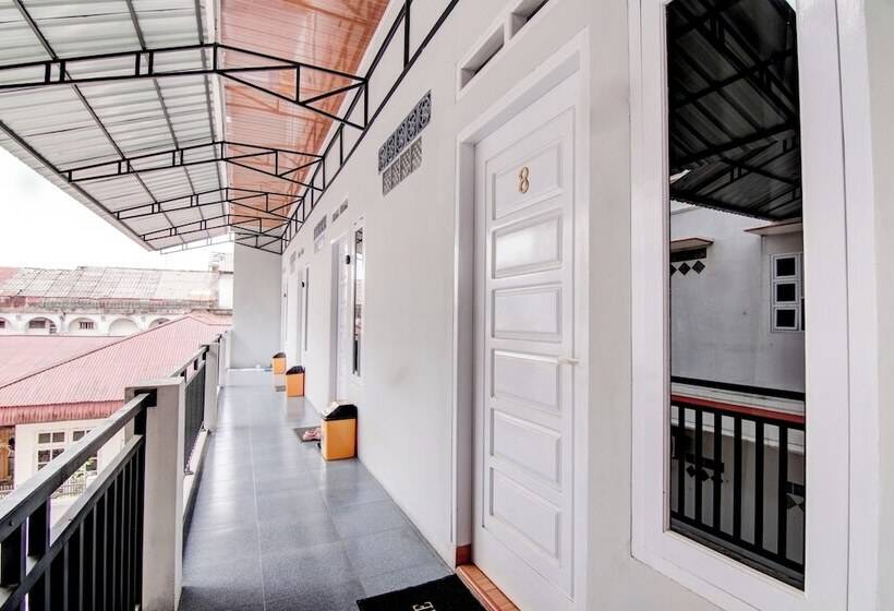 هتل Penginapan Geby Syariah By Oyo