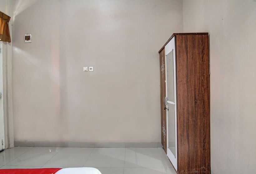 هتل Penginapan Geby Syariah By Oyo