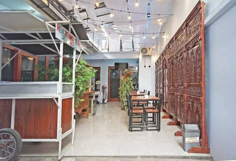 Hotelli Trisna Patihan Resort By Oyo