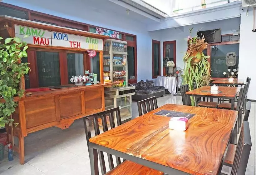 Hotelli Trisna Patihan Resort By Oyo