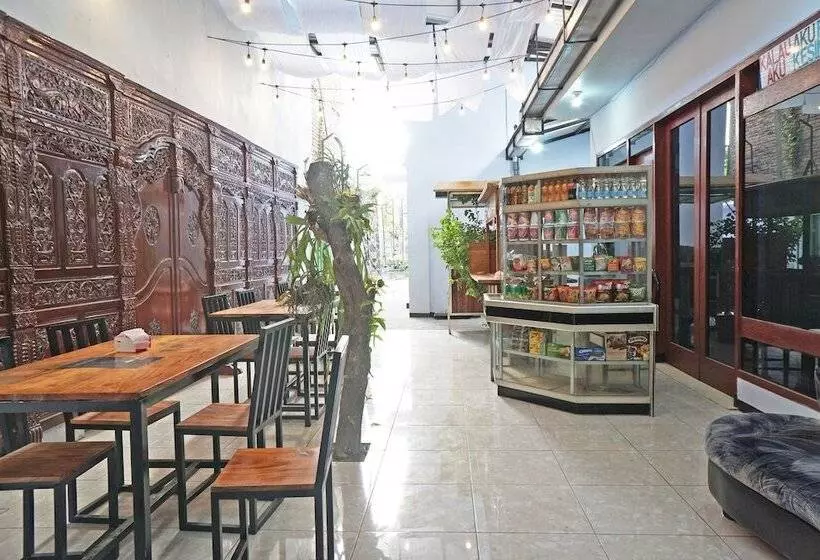 Hotelli Trisna Patihan Resort By Oyo