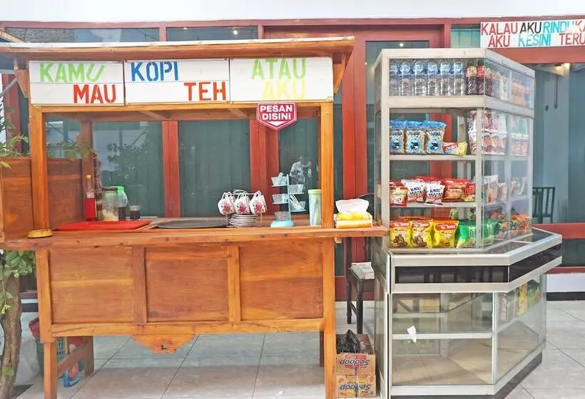 Hotelli Trisna Patihan Resort By Oyo