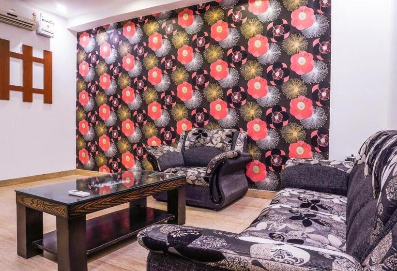 Oyo 18895 Hotel Kartikay Grand