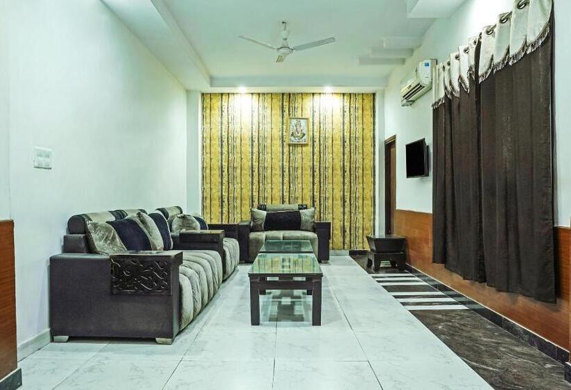 Oyo 18895 Hotel Kartikay Grand