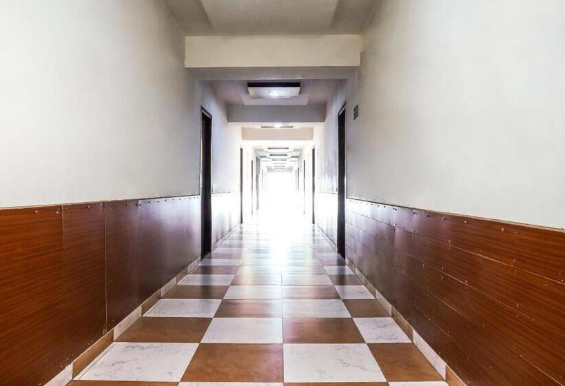 Oyo 18895 Hotel Kartikay Grand