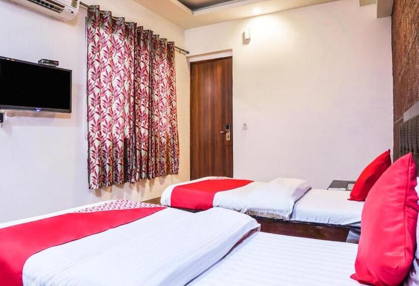 Oyo 18895 Hotel Kartikay Grand