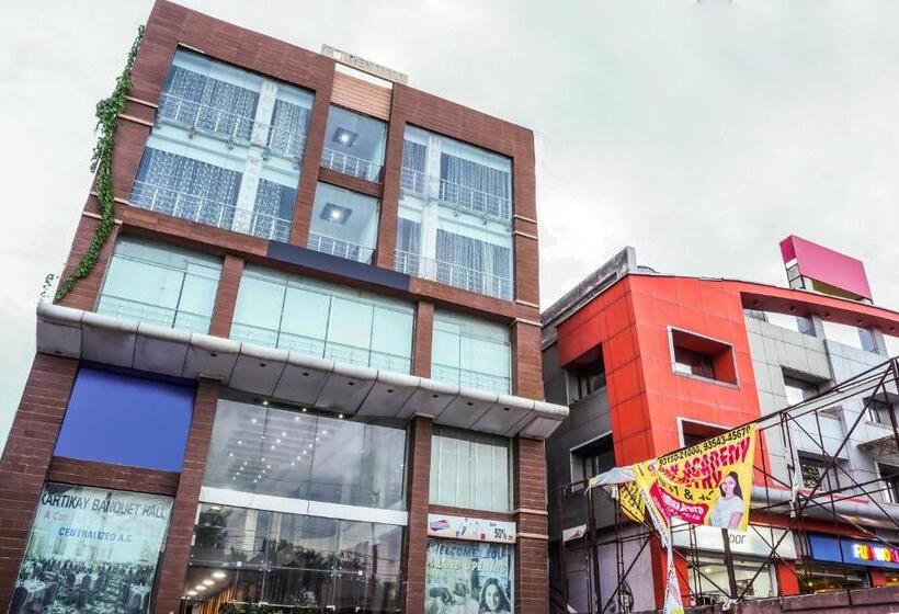 Oyo 18895 Hotel Kartikay Grand