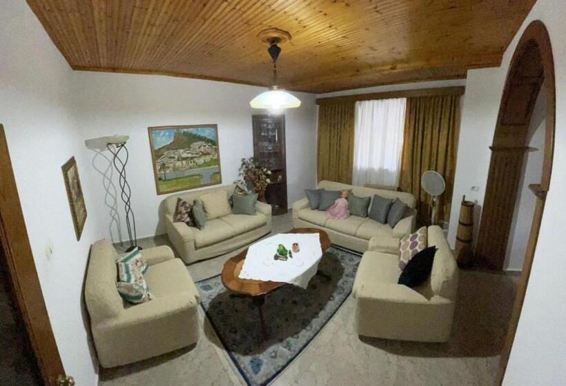 پانسیون Eni Guesthouse Parking On Site