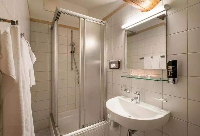 ペンション Fuchswirt Kelchsau Landgasthof