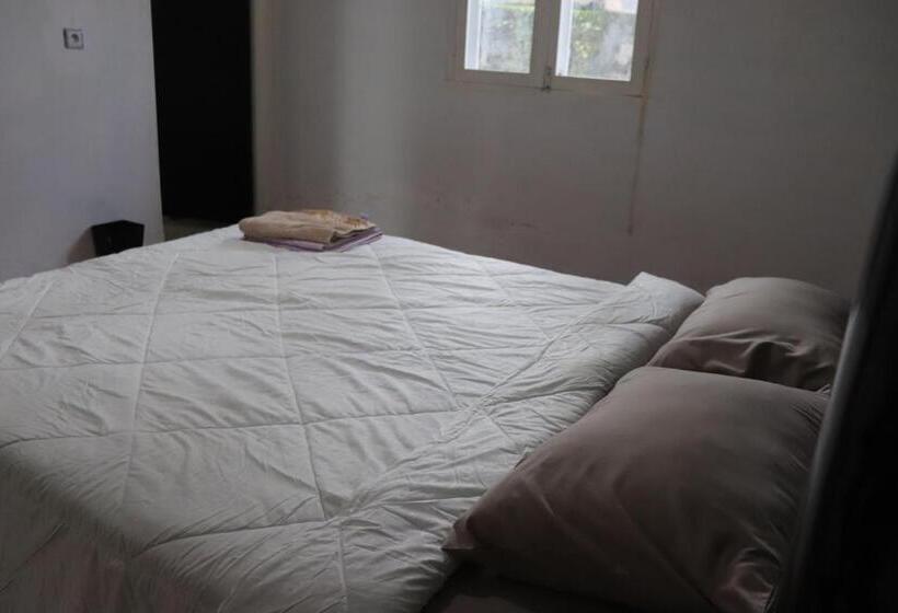 Пансион Hw. Hubers Hotel, Bar & Resto