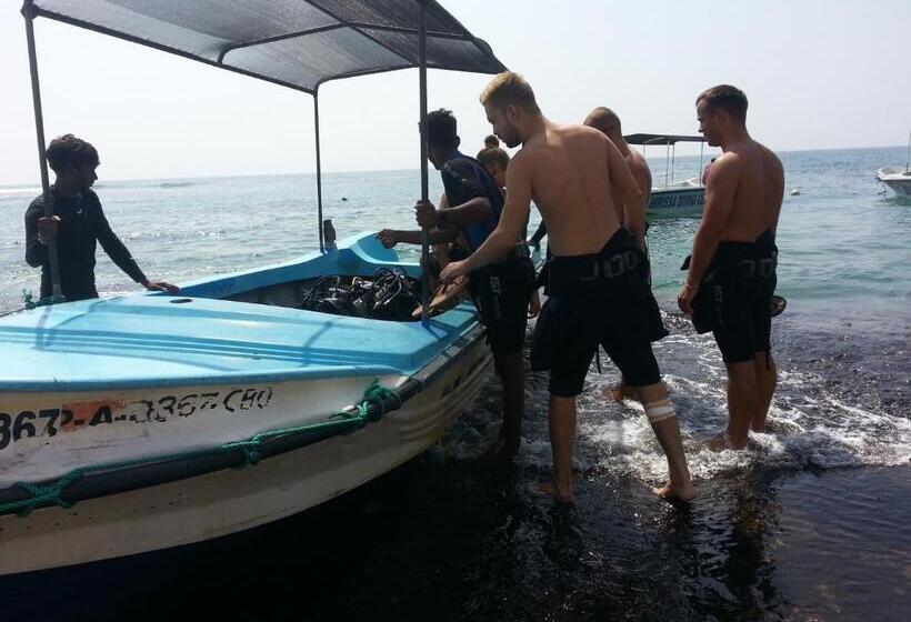 膳宿费 Onesi Villa