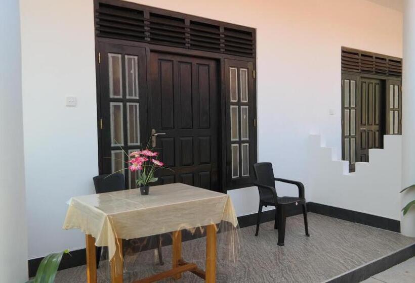 膳宿费 Onesi Villa