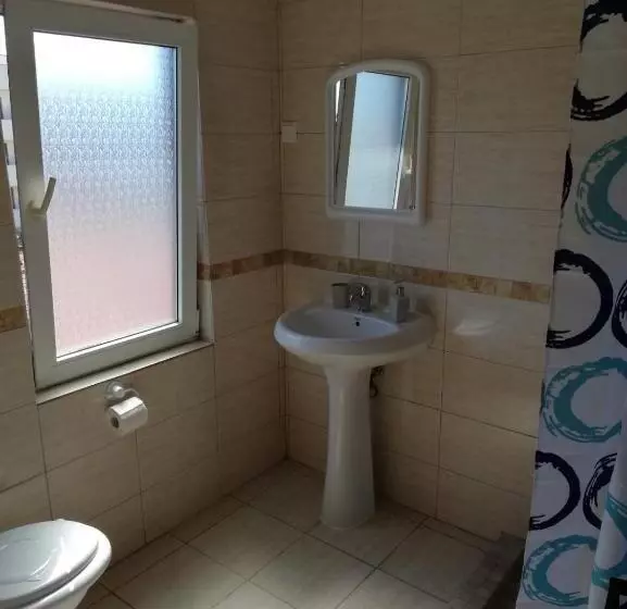 Pensiune Vila Hera