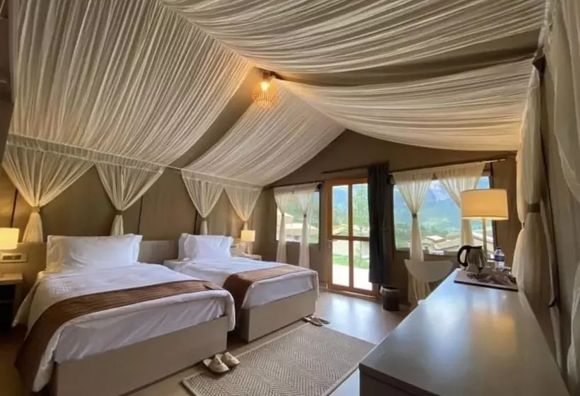 استراحتگاه The Tiger Nest Camp