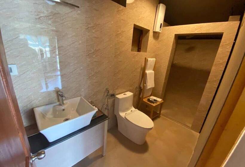 استراحتگاه The Tiger Nest Camp