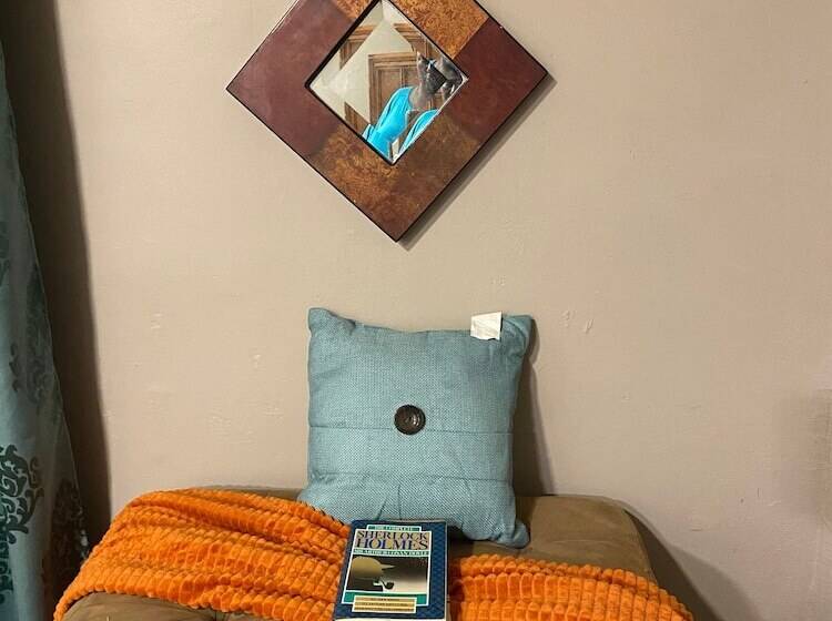 تختخواب و صبحانه Rosebud