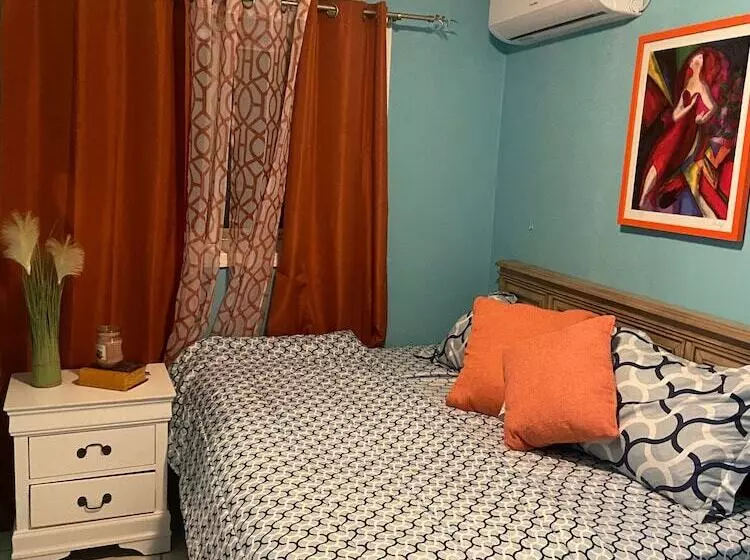 تختخواب و صبحانه Rosebud