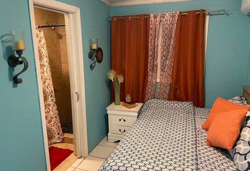 تختخواب و صبحانه Rosebud