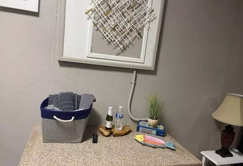 تختخواب و صبحانه Rosebud