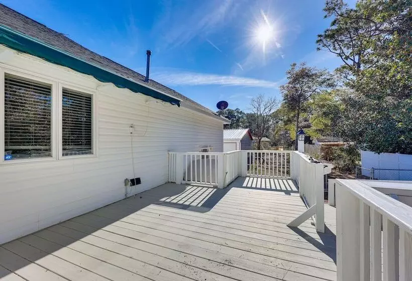 Cape Carteret Home ~ 3 Mi To Crystal Coast Beaches