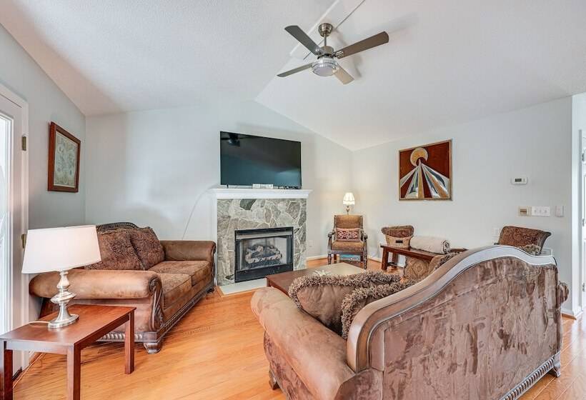 Cape Carteret Home ~ 3 Mi To Crystal Coast Beaches