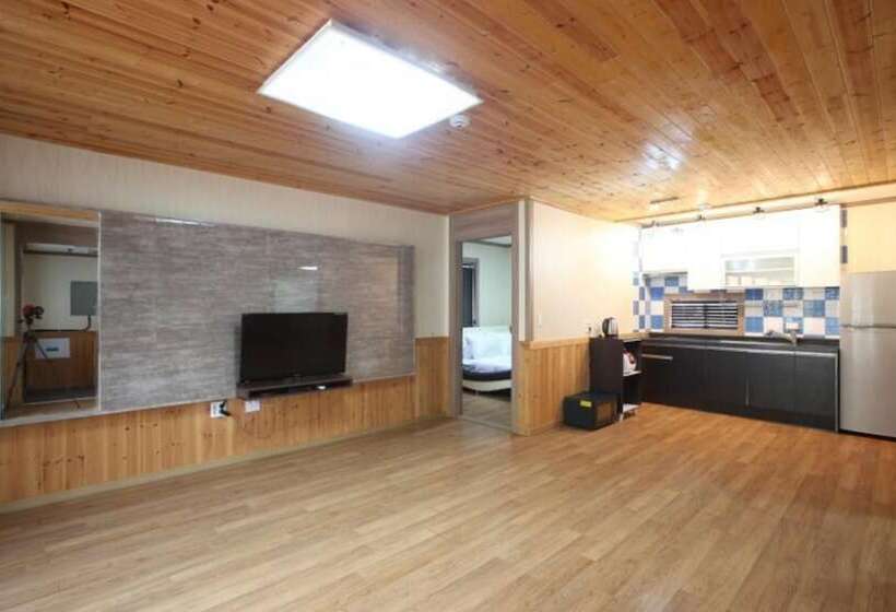 Chuncheon Pet Island Pension
