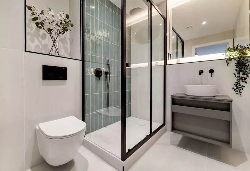 Deluxe Wembley Harrow Apartment