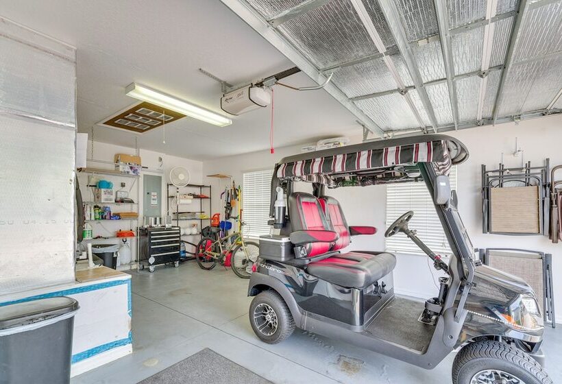 Dog Friendly Home In The Villages W/ Private Patio