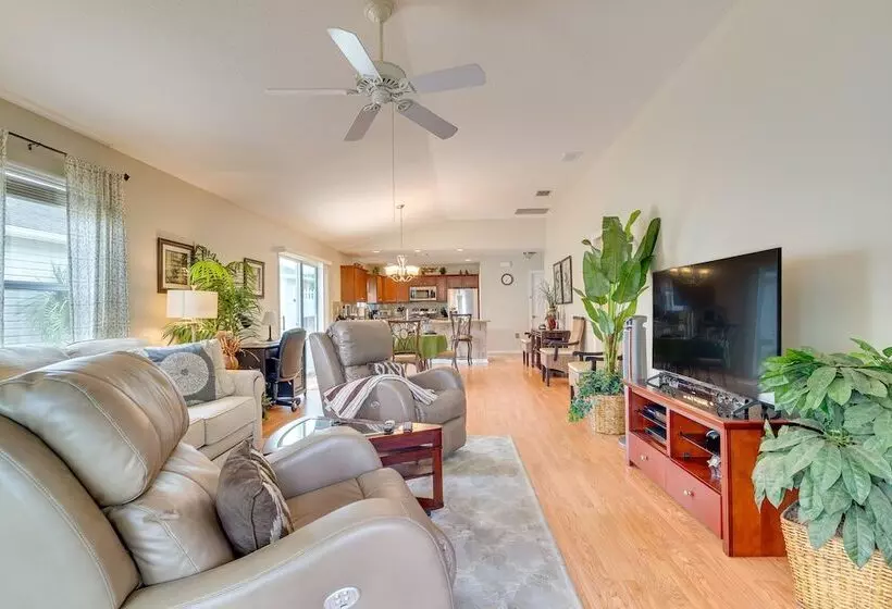 Dog Friendly Home In The Villages W/ Private Patio