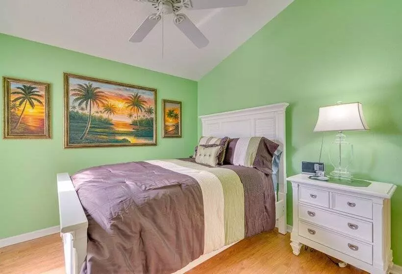 Dog Friendly Home In The Villages W/ Private Patio