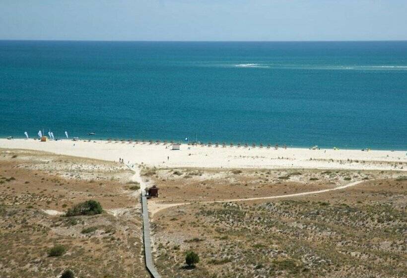 هتل Aqualuz Troia Rio by The Editory