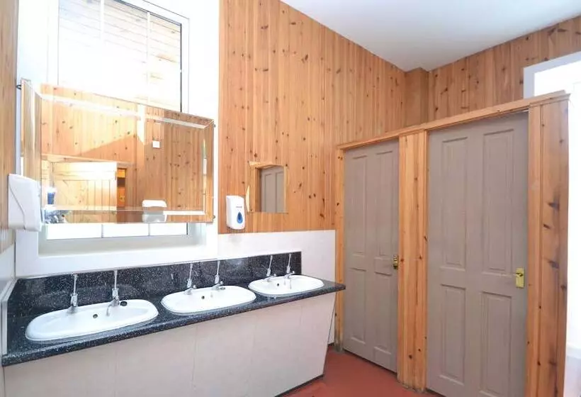 Hotelli Blackwater Glamping Pods