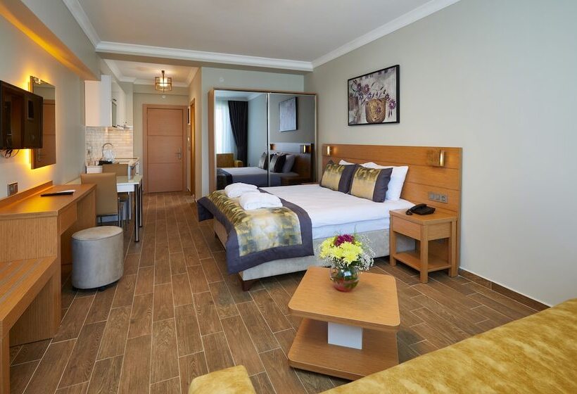 Hattusa Vacation Business Thermal Hotel Saray