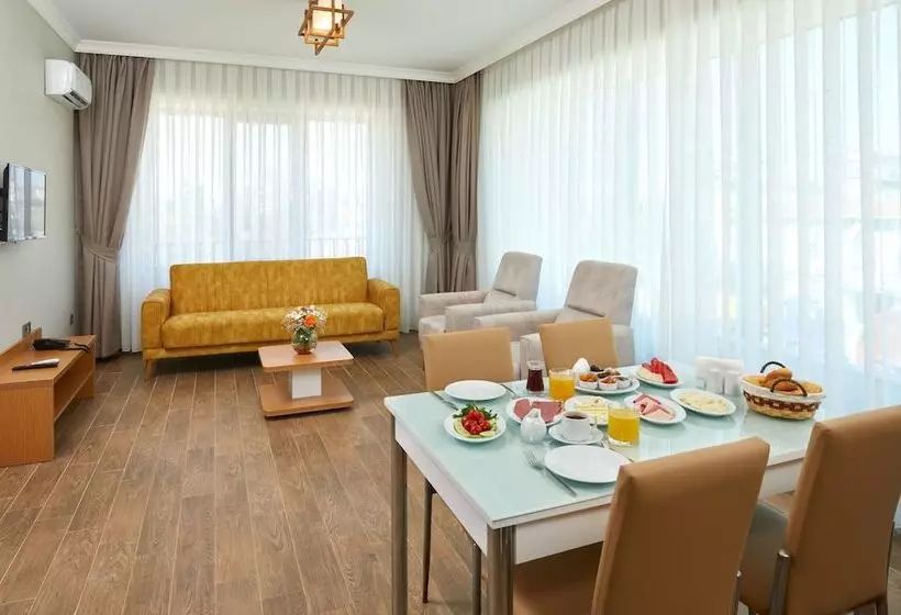 Hattusa Vacation Business Thermal Hotel Saray