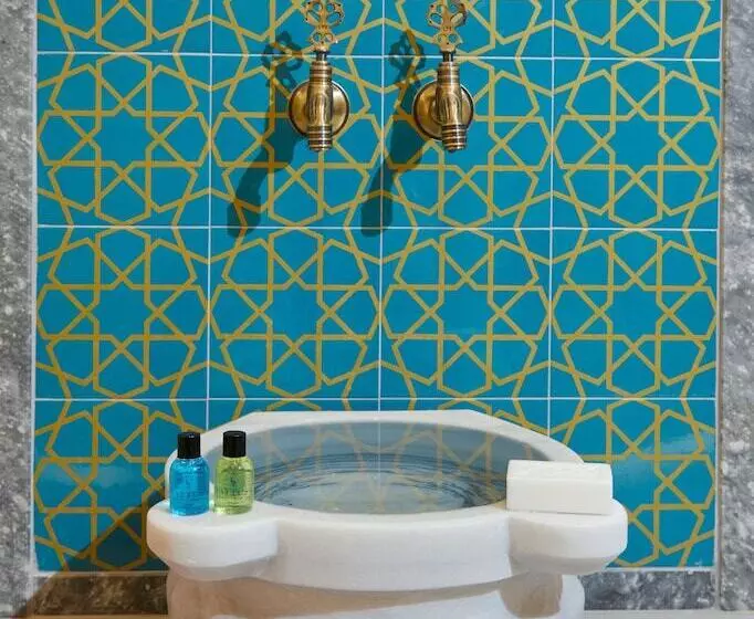 Hattusa Vacation Business Thermal Hotel Saray