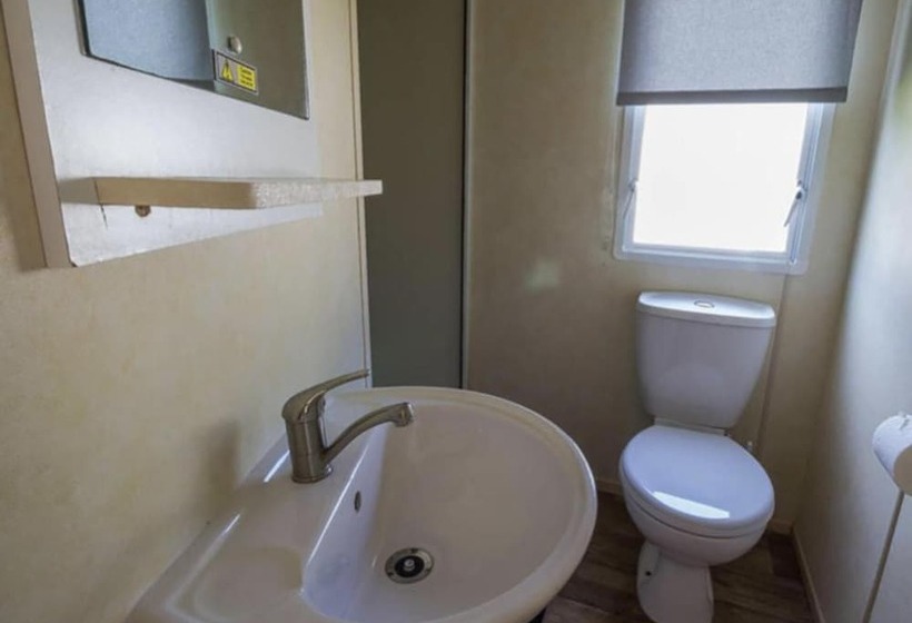 호텔 Caravansleeps8 Hottub Fireplace Garden Patio